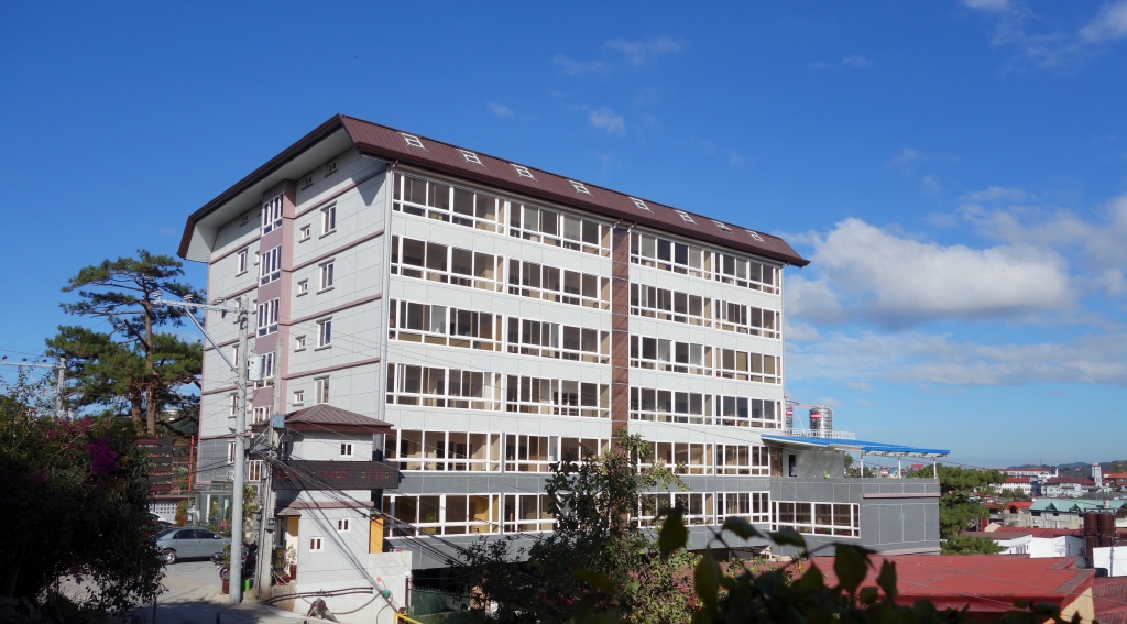 フィリピン留学 Cebu21 - Wales-Building-3